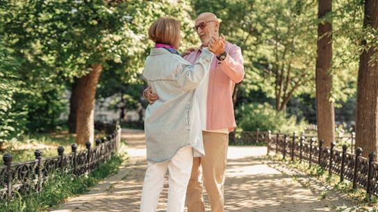 Navigating Retirement and Investment Strategies in Challenging Times: Insights from Edward Jones Advisor Lindsey Belo (Live in New Hampshire)